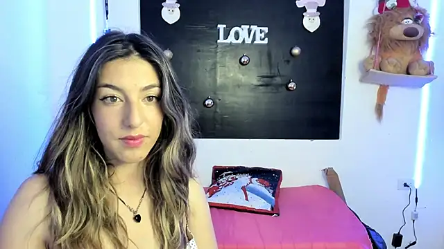 Snapshot of queen-natty chatting on 12.09.24 queen-natty online show from 12.09.24