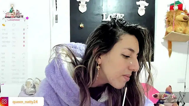 Snapshot of queen-natty chatting on 12.28.24 queen-natty online show from 12.28.24