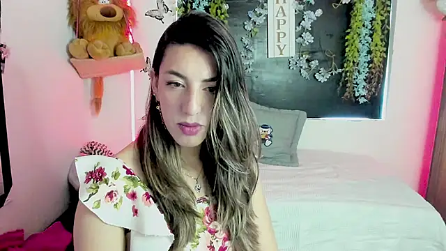 Snapshot of queen-natty chatting on 09.24.25 queen-natty online show from 09.24.25