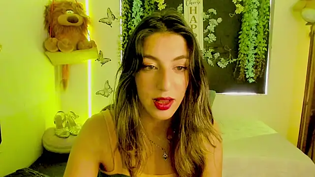 Snapshot of queen-natty chatting on 09.25.25 queen-natty online show from 09.25.25