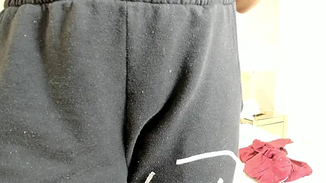 nicole fisherr online show from 11.08.25