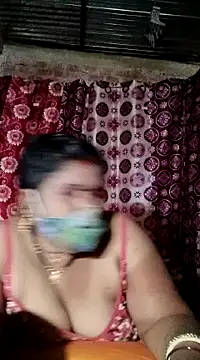 Hot Falguni online show from 01.07.25