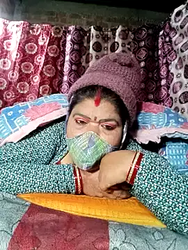 Hot Falguni online show from 01.08.25