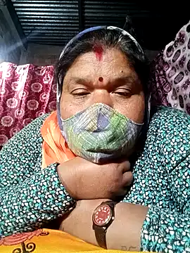 Hot Falguni online show from 01.13.25