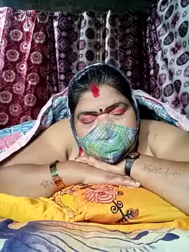 Hot Falguni online show from 01.14.25
