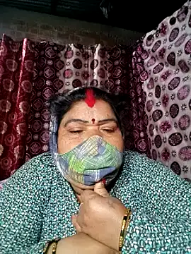 Hot Falguni online show from 01.19.25