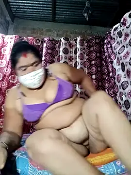 Hot Falguni online show from 01.31.25