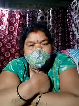 Hot Falguni online show from 02.03.25