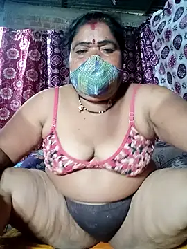 Hot Falguni online show from 02.04.25