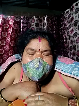 Hot Falguni online show from 02.07.25