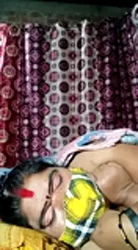 Hot Falguni online show from 02.09.25