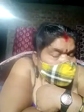 Hot Falguni online show from 02.19.25
