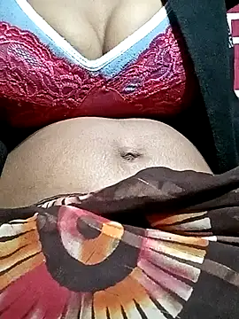 Hot Falguni online show from 03.22.25