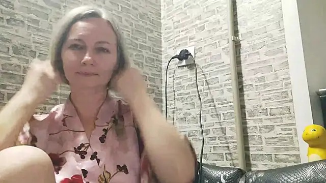 EdithManning online show from 12.16.24