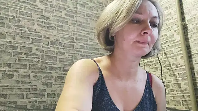 EdithManning online show from 01.04.25