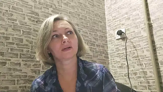 EdithManning online show from 01.08.25