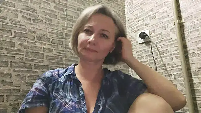 EdithManning online show from 01.08.25