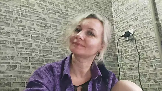 EdithManning online show from 02.02.25
