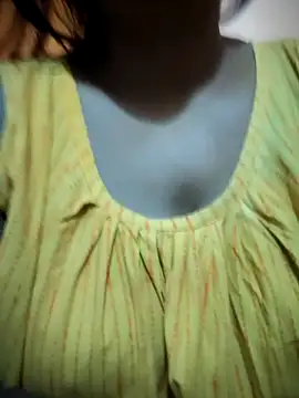 Hot-Anuska online show from 10.23.25