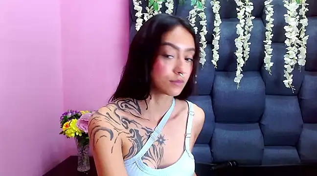 Snapshot of Miaa_Thopmson chatting on 03.07.25 Miaa Thopmson online show from 03.07.25