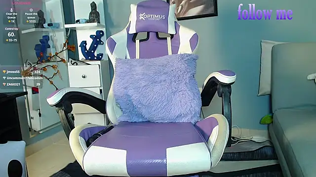 zoey-fox online show from 03.13.25