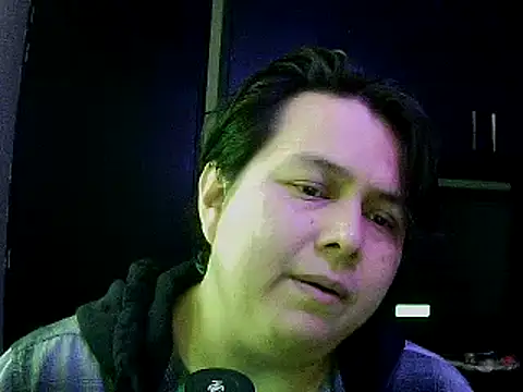 Snapshot of aixs93 chatting on 10.08.25 aixs93 online show from 10.08.25