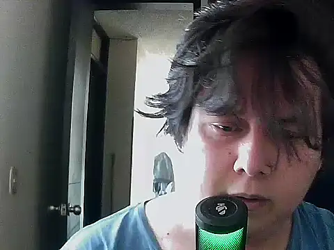 Snapshot of aixs93 chatting on 10.27.25 aixs93 online show from 10.27.25