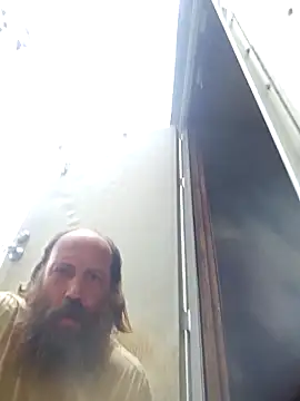 Snapshot of Beyond1978 chatting on 09.25.25 Beyond1978 online show from 09.25.25