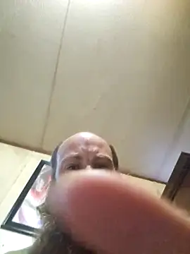 Snapshot of Beyond1978 chatting on 10.21.25 Beyond1978 online show from 10.21.25