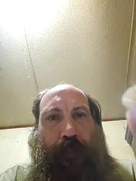 Snapshot of Beyond1978 chatting on 10.23.25 Beyond1978 online show from 10.23.25