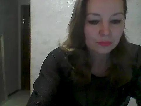 Snapshot of VselenaSun402 chatting on 12.19.24 VselenaSun402 online show from 12.19.24