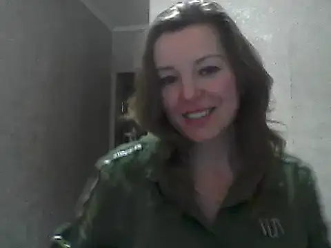 Snapshot of VselenaSun402 chatting on 01.08.25 VselenaSun402 online show from 01.08.25