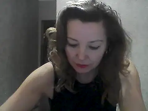 Snapshot of VselenaSun402 chatting on 01.09.25 VselenaSun402 online show from 01.09.25