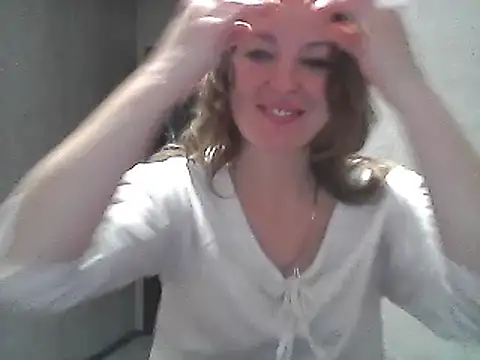 Snapshot of VselenaSun402 chatting on 01.15.25 VselenaSun402 online show from 01.15.25