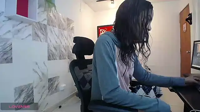 Zaya Smith online show from 12.30.24