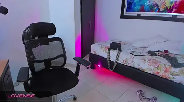 Zaya Smith online show from 01.08.25