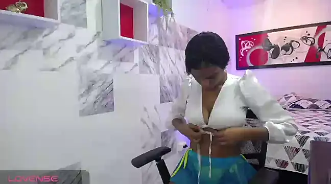 Zaya Smith online show from 01.22.25