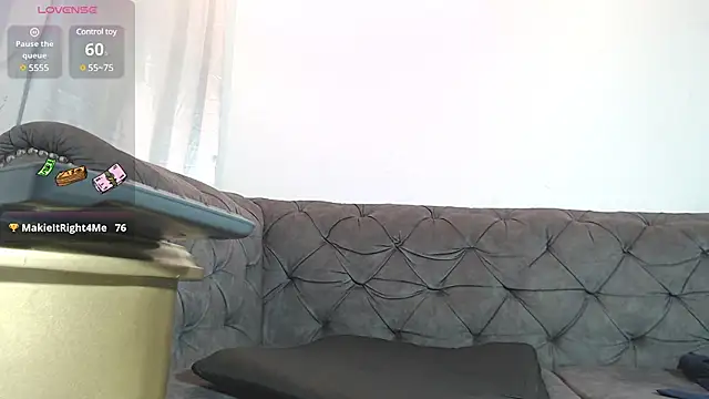 Snapshot of angelbianchii chatting on 12.04.24 angelbianchii online show from 12.04.24