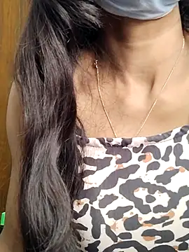 Snapshot of Oleevia chatting on 01.17.26 Oleevia online show from 01.17.26