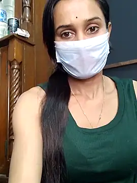 Snapshot of Oleevia chatting on 01.19.26 Oleevia online show from 01.19.26