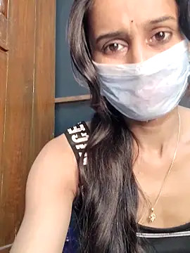 Snapshot of Oleevia chatting on 02.14.26 Oleevia online show from 02.14.26