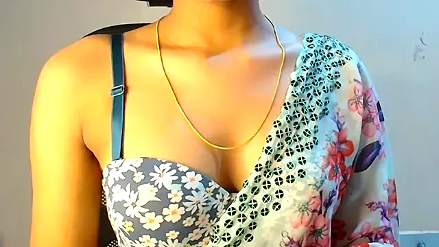 Snapshot of Chandani-Love chatting on 05.24.26 Chandani-Love online show from 05.24.26