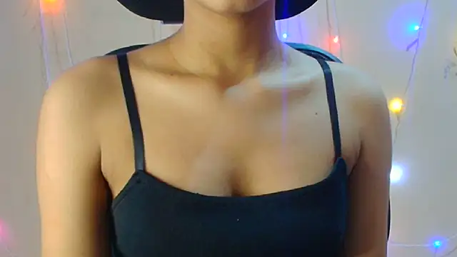 Snapshot of Chandani-Love chatting on 05.30.26 Chandani-Love online show from 05.30.26