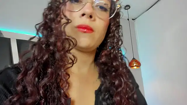 antonelllepiercee online show from 01.08.25