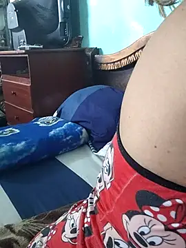 Kasandra Ho online show from 03.08.25