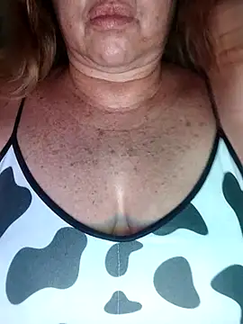 Kasandra Ho online show from 12.15.25