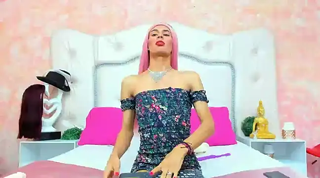 NahomiWhitel online show from 01.21.25