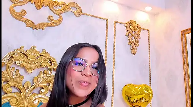 Snapshot of LucyLeah chatting on 03.12.25 LucyLeah online show from 03.12.25