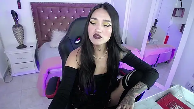 amelierouss online show from 02.03.25