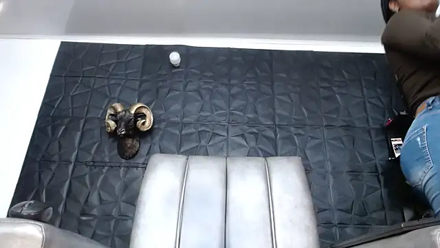 Hanna Fox 69 online show from 03.05.26